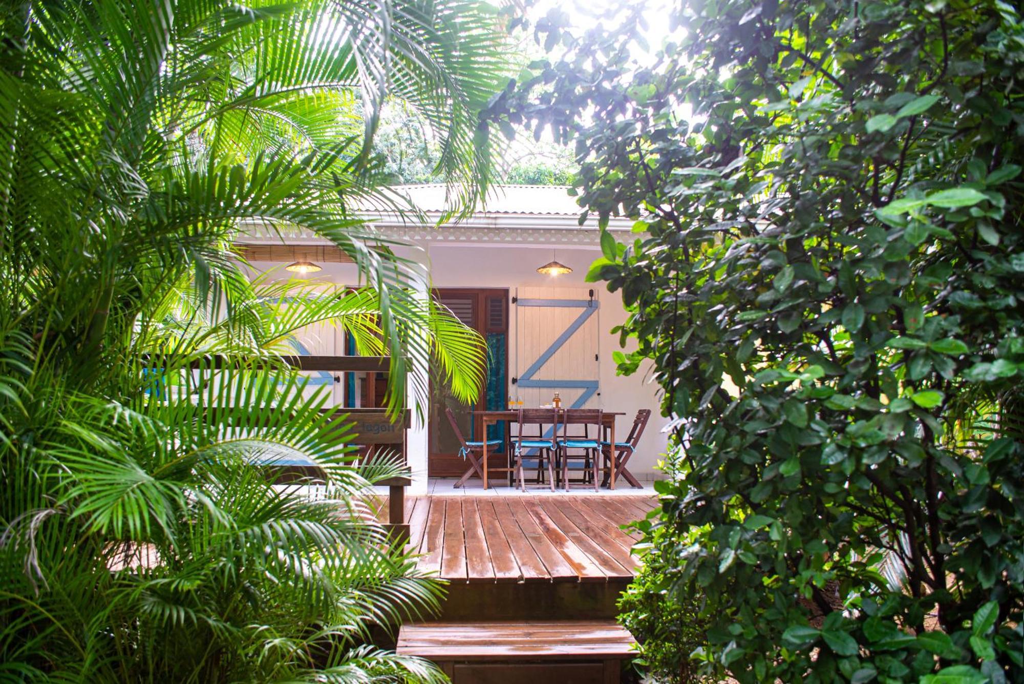 Au Jardin Des Colibris Ecolodge&Spa Deshaies Exterior foto